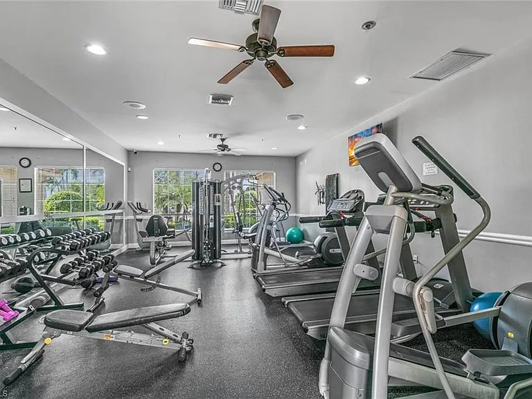 6560 Huntington Lakes Cir #101 — Photo 12