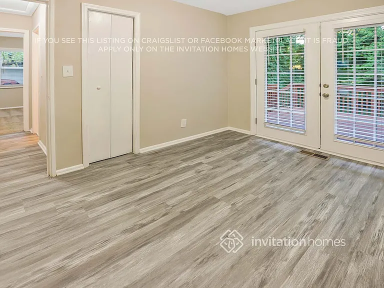 3473 Pinehill Dr — Photo 8