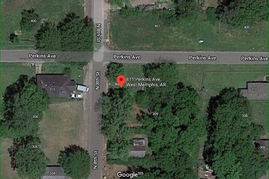 2nd image of 811 Perkins Ave