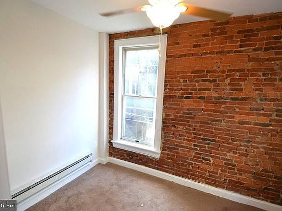 4th image of 326 S 16th St Floor 2