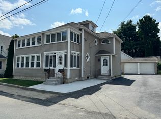 11 Park St FLOOR 1, Maynard, MA 01754