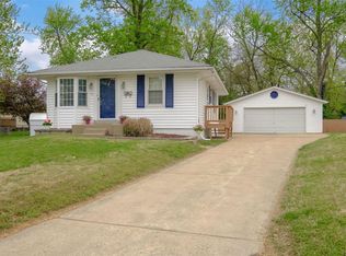 116 Elmdale Ct, Florissant, MO 63031