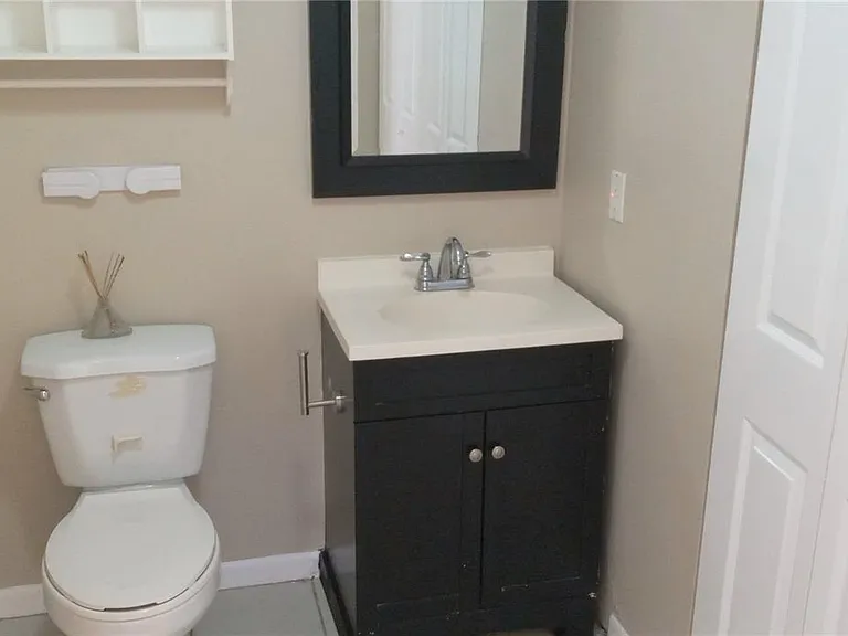 3841 Victoria Dr #14D — Photo 10