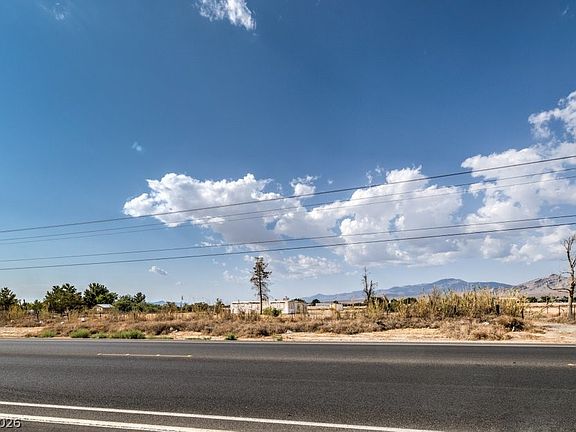 4th image of 4650 Manse Rd