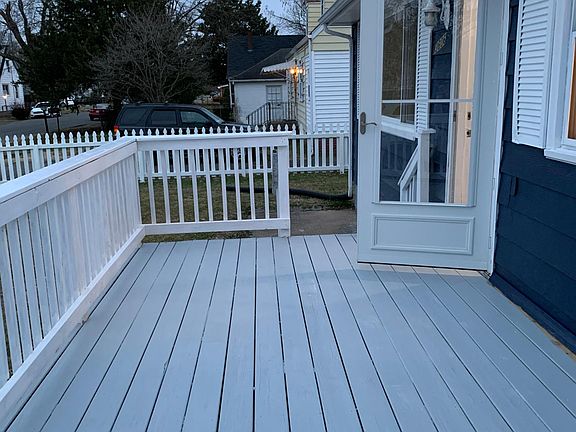 4th image of 3606 Harris Ave