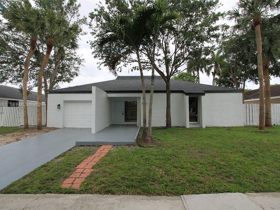 1st image of 4940 SW 94th Way