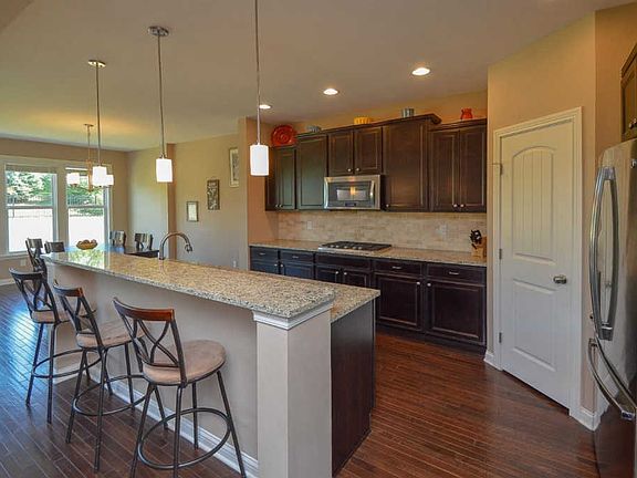 3rd image of 1646 Bluffton Terrace Dr