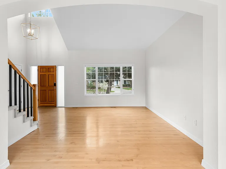 4600 Nassau Pl — Photo 7