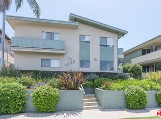 11722 Darlington Ave, Los Angeles, CA 90049
