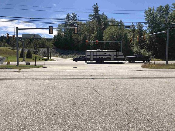 3rd image of 672 Tenney Mountain Hwy