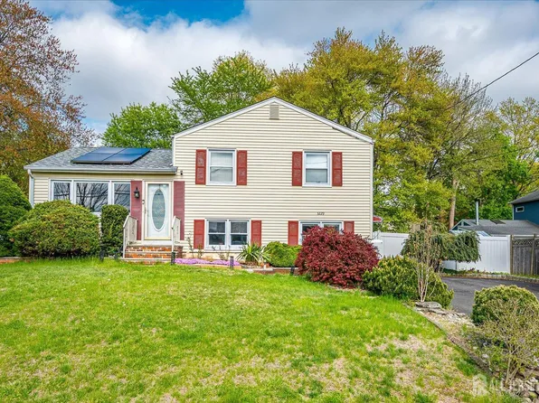 3229 Clark Ln, South Plainfield, NJ 07080