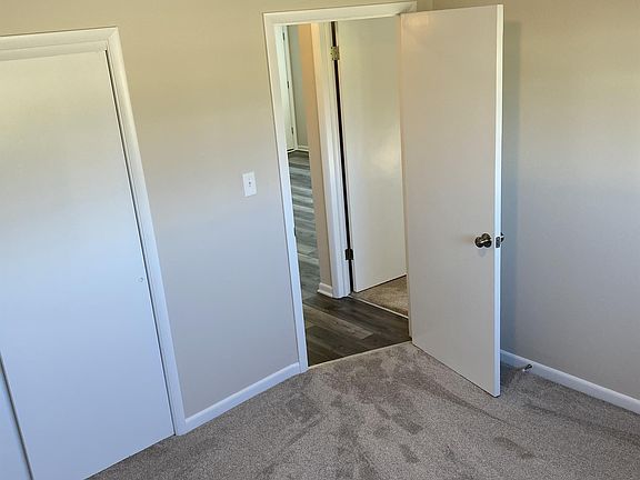 3rd image of 3027 W Ruskin Ct #8