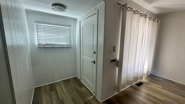 4562 Adair St — Photo 5