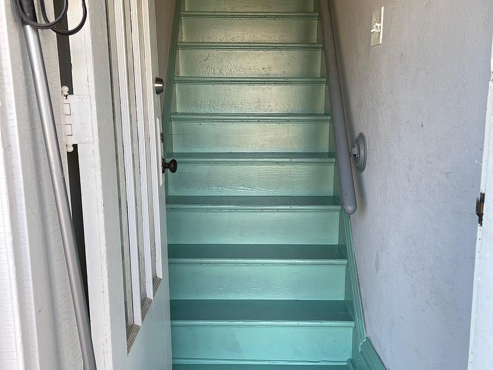 1st image of 5034 Lindenwood Ave #2W