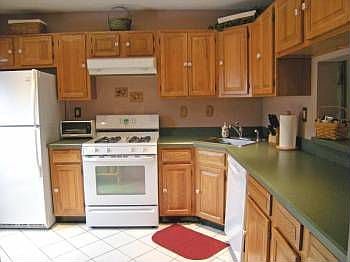 3rd image of 2704 Pinhorn Dr