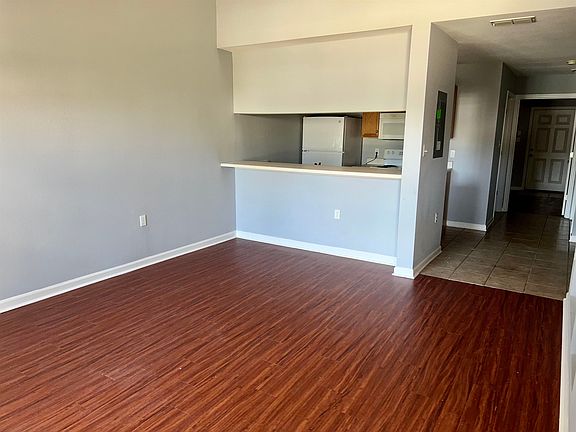 2nd image of 2738 W Tharpe St APT 901