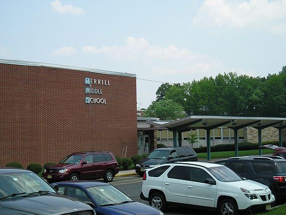 WALK TO JUNIOR HIGH SCHOOLS, PUBLIC TRANS TO H.S. 