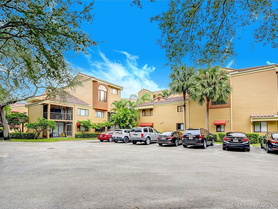 1st image of 15555 N Miami Lakeway N #106-18
