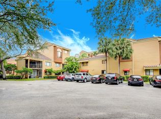 15555 N Miami Lakeway N #106-18, Hialeah, FL 33014
