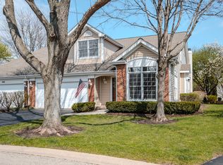 1104 Adare Ct, St Charles, IL 60174