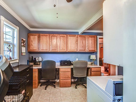 5th image of 2138 E Catalina Ave