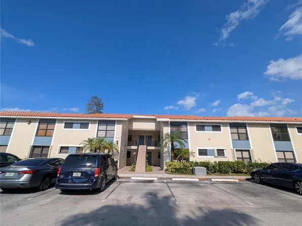 1564 Lake Crystal Dr APT F, West Palm Beach, FL 33411