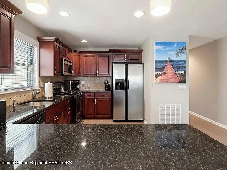 132 Hancock Ave #1 — Photo 7
