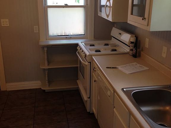 5th image of 1516 S Atlanta Ave