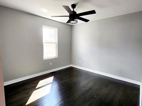 4th image of 5029 Wegg Ave