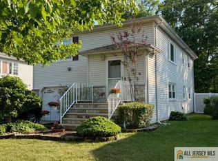 760 Magnolia Rd, North Brunswick, NJ 08902