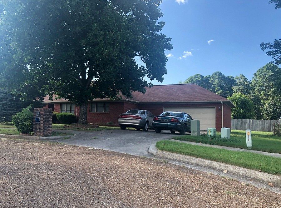 2nd image of 2504 Althea Cir