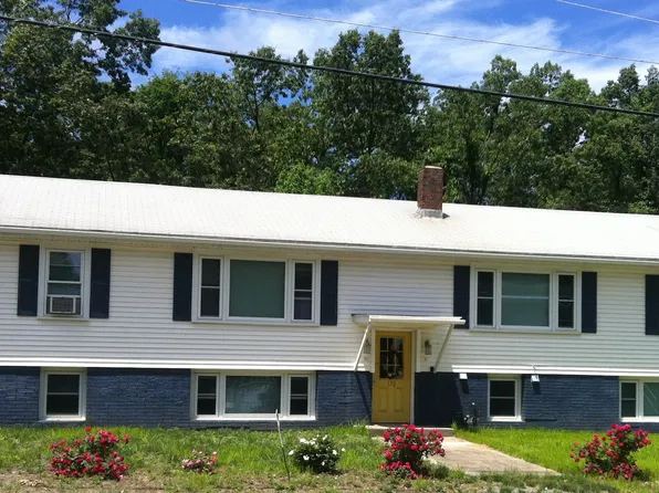 170 Johnson St APT D, Leominster, MA 01453