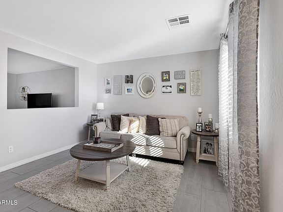 5th image of 2194 E CASPIAN Way