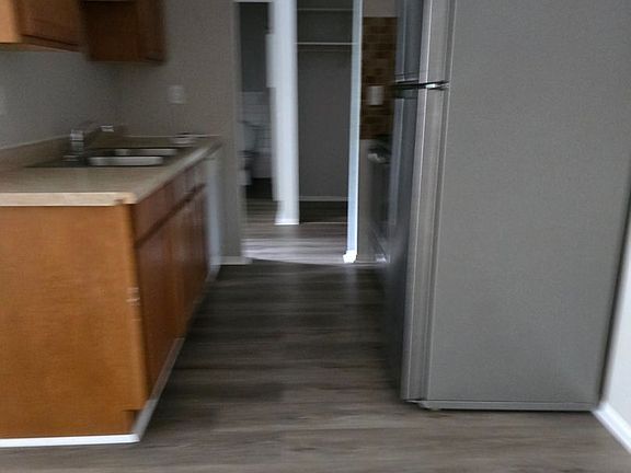 5th image of 2525 Harriet Ave #320
