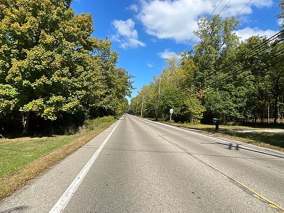 5th image of 19316 Meridian Rd