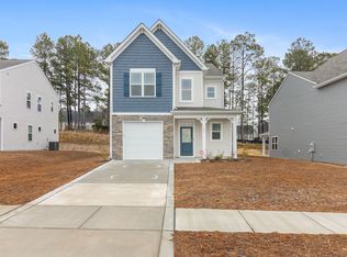 658 Union St, Raeford, NC 28376