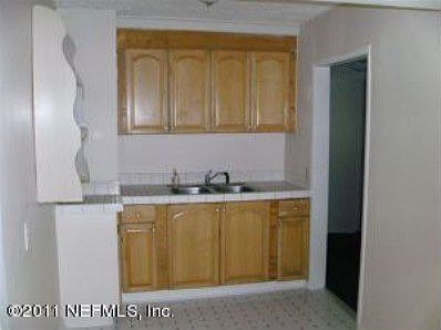 4th image of 2116 Louise St