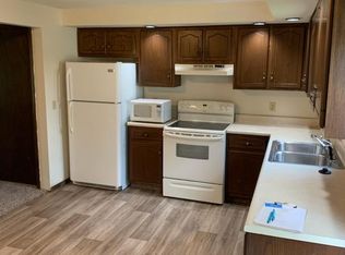 1627 Hartzell Rd #2, New Haven, IN 46774