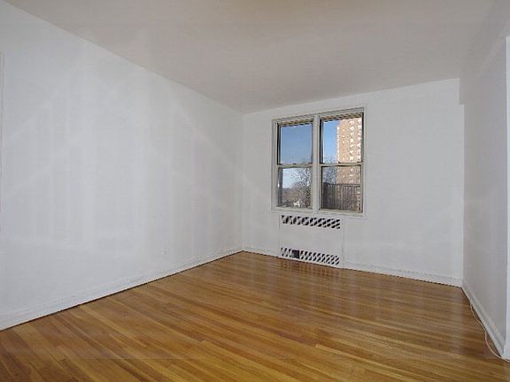 5th image of 5640 Netherland Ave APT 6B