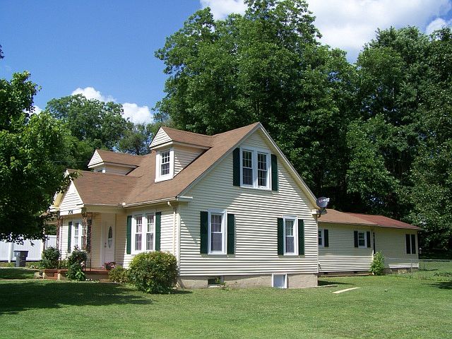 Move in Ready 5BR 3.5 bath