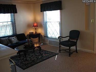 5th image of 7440 Woodhaven Ave