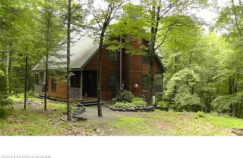 Escape the ordinary in this private, natural woodland setting!