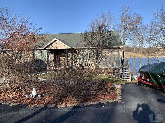 3rd image of 3078 Southshore Dr