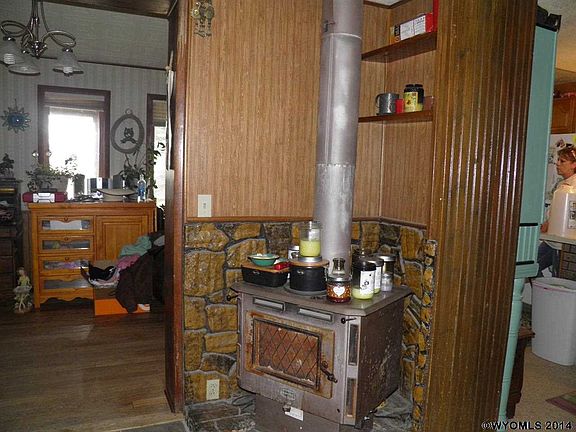 3rd image of 612 W Sunnyside Ln