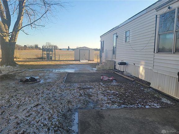 3rd image of 55 Little John Dr