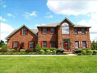 1st image of 900 Turnberry Dr