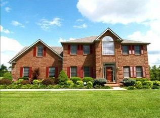 900 Turnberry Dr, Richmond, KY 40475