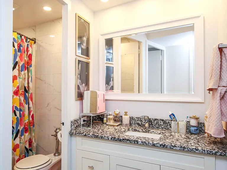 300 N State St #3330 — Photo 13
