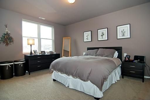 5th image of 2251 W Saint Paul Ave #P19