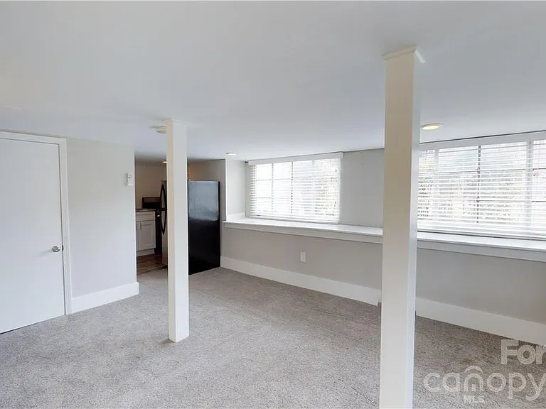 428 Hawthorne Ln #5 — Photo 4